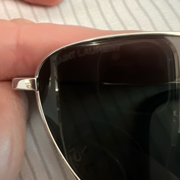 Saint Laurent butterfly sunglasses 2021 - Picture 3 of 3